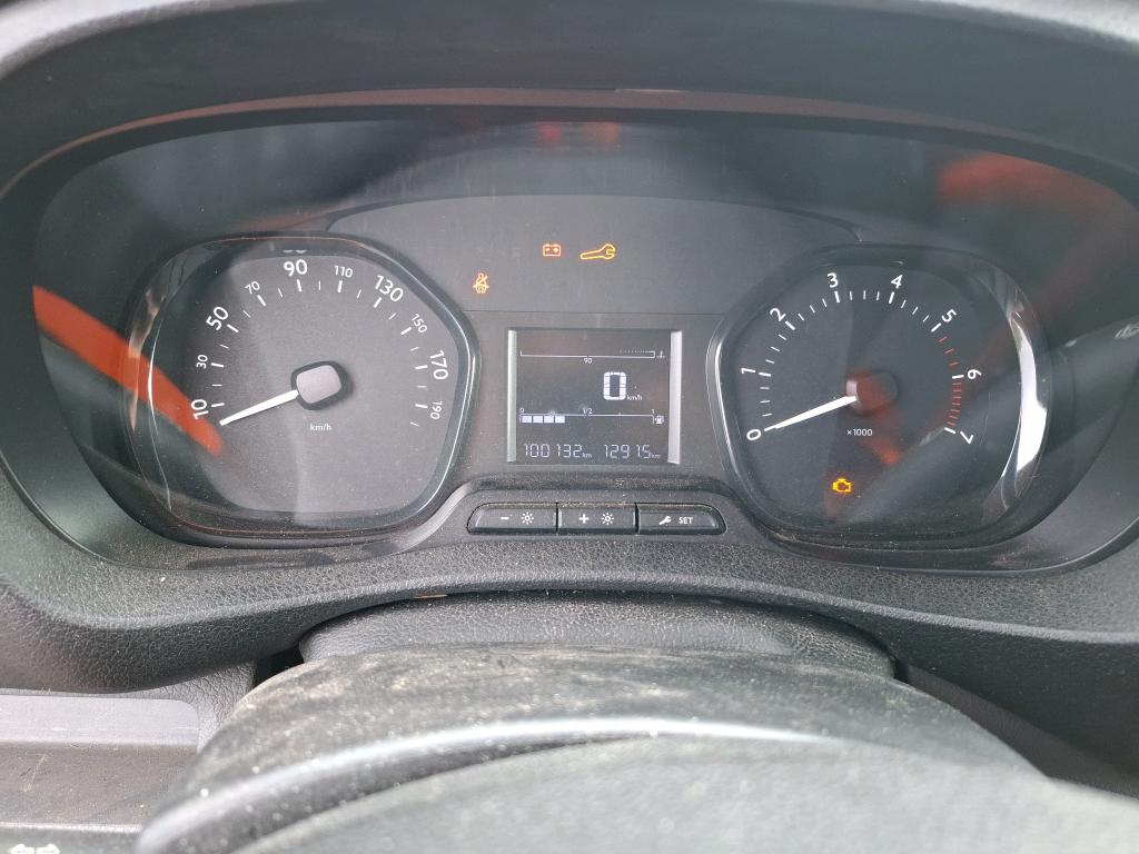Peugeot EXPERT FGN TOLE STANDARD 2.0  BLUEHDI 120 S&S BVM6 PREMIUM 2018
