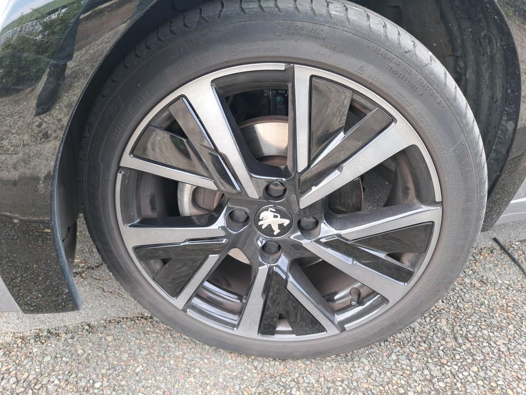 Peugeot 208 PureTech 130 S&S EAT8 GT Pack 2022