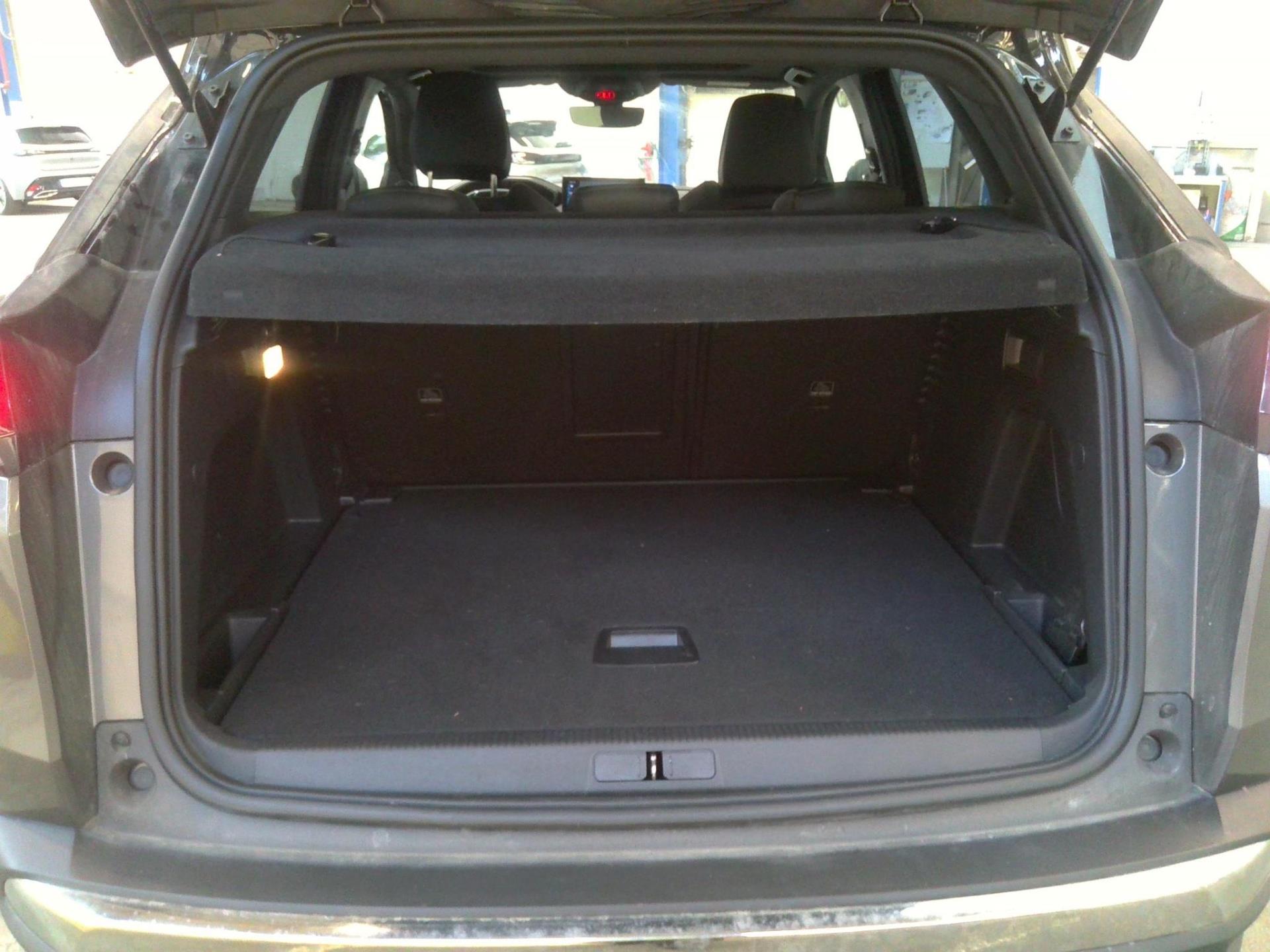 Peugeot 3008 BlueHDi 130ch S&S EAT8 GT 2021