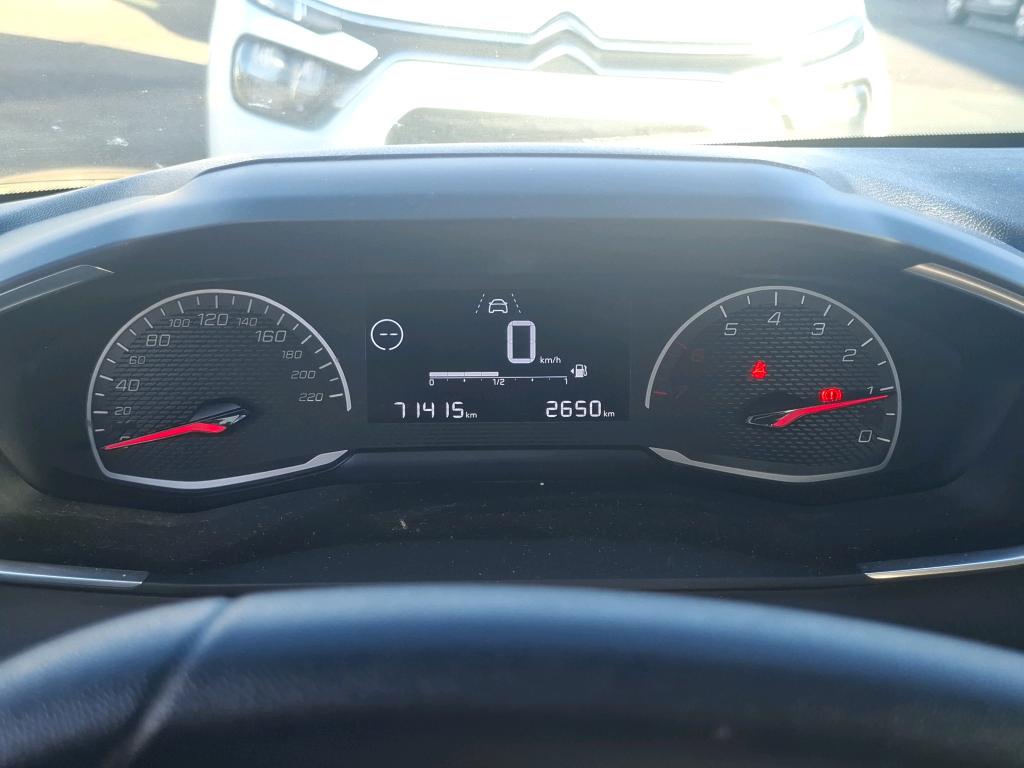 Peugeot 208 BLUEHDI 100 S&S BVM6 PREMIUM 2021