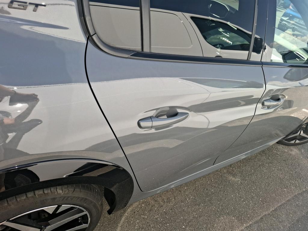 Peugeot 208 Hybrid 100 e-DCS6 GT 2025