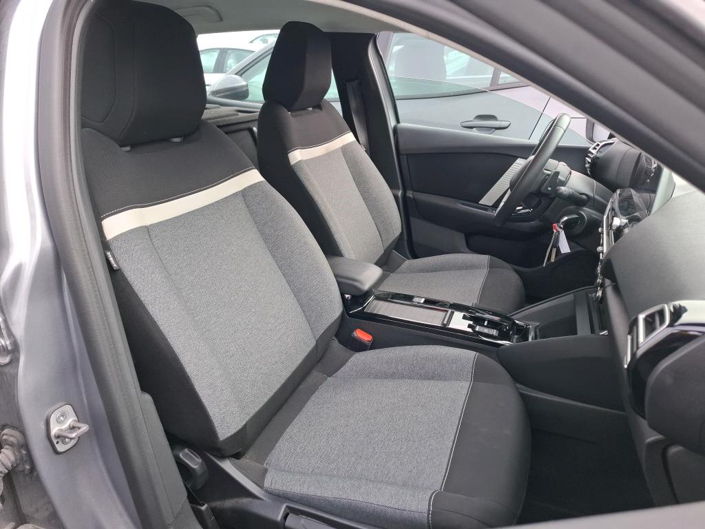 Citroen C4 SOCIETE BLUEHDI 130 S&S EAT8 FEEL NAV BUSINESS R 2022