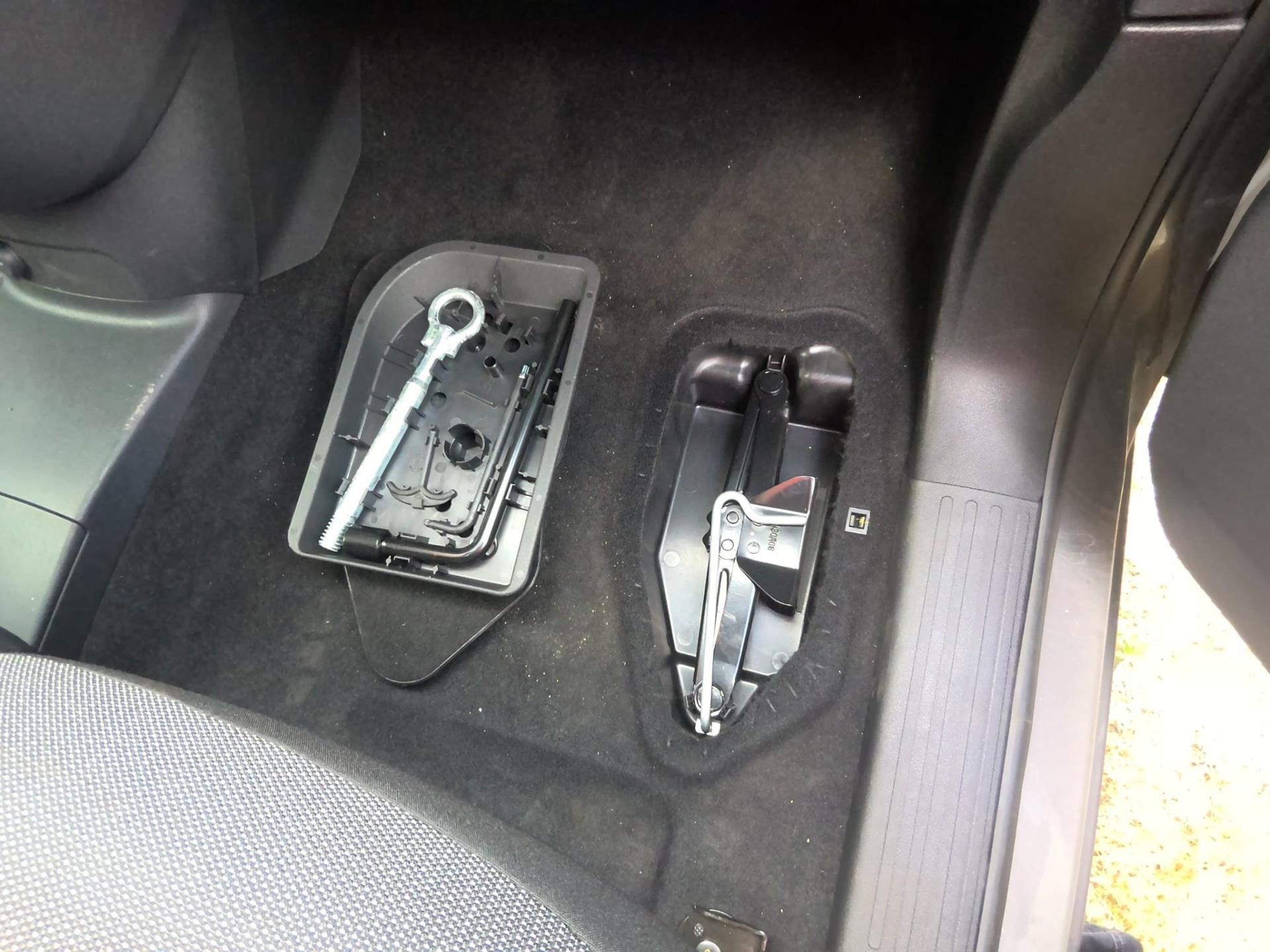 Peugeot E-PARTNER FOURGON M 800 KG 136 CH BATTERIE 50 KWH  2023
