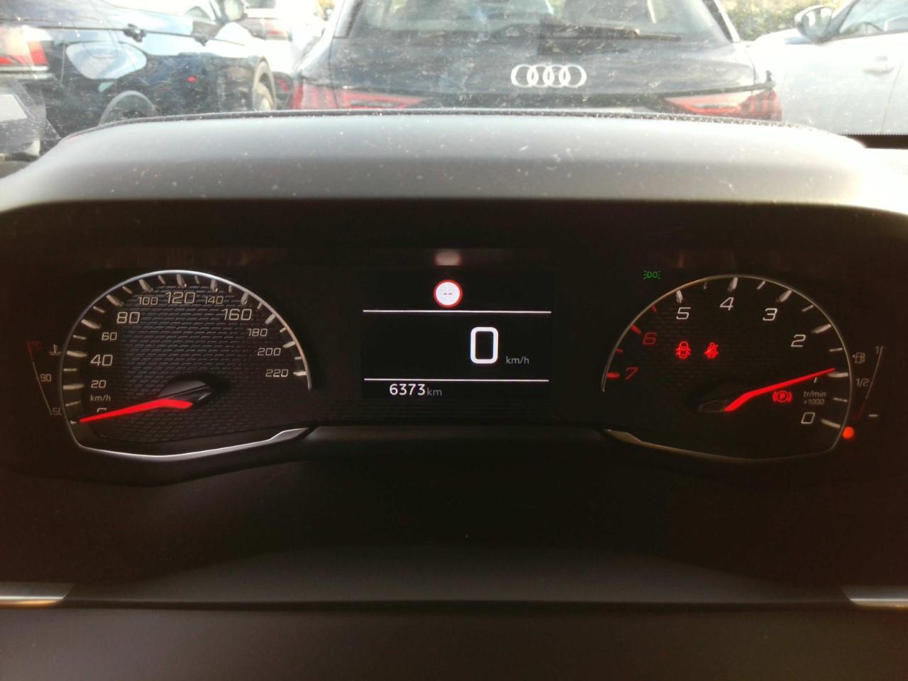 Foto Peugeot 208 5