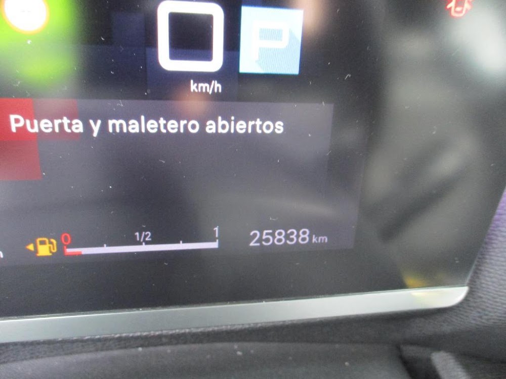 Foto Citroën C4 X 10