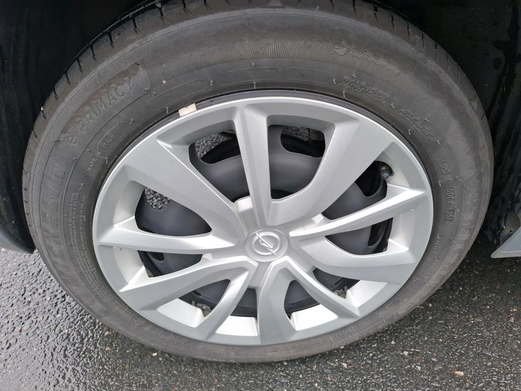 Opel Corsa 1.2 75 ch BVM5  2024