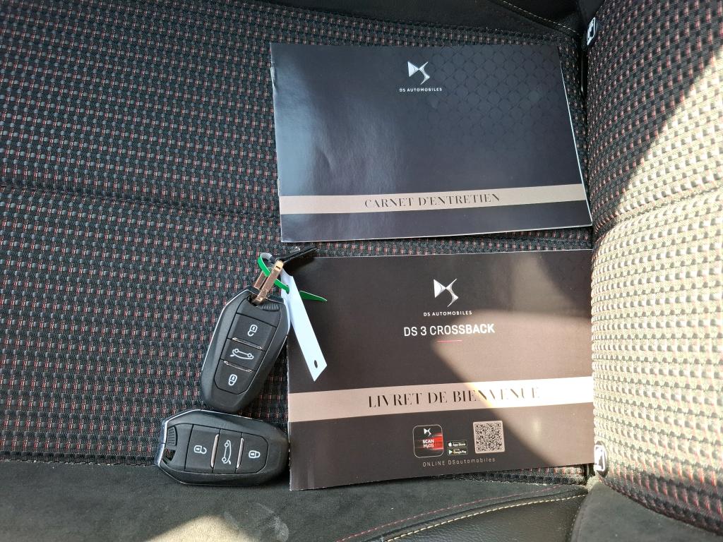 DS DS3 Crossback BlueHDi 130 EAT8 Performance Line+ 2022