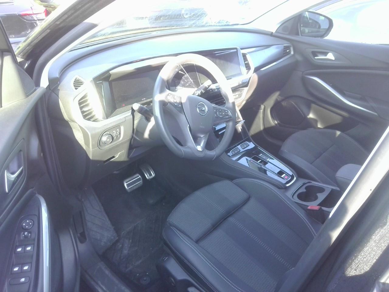 Foto Opel Grandland PHEV 3