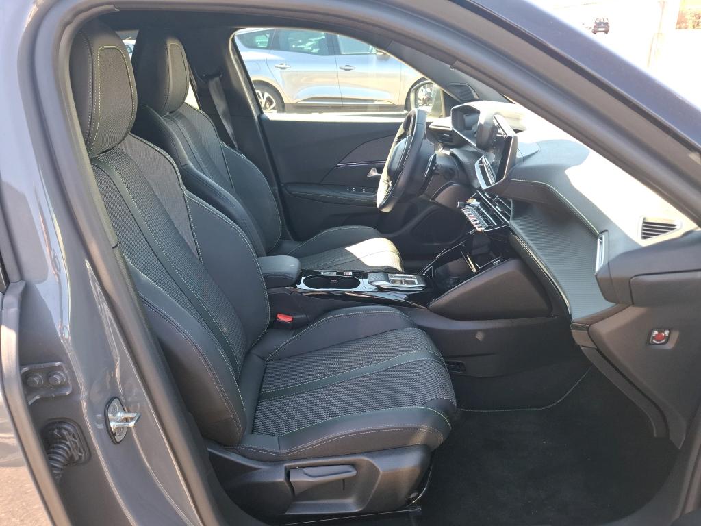 Peugeot 2008 Hybrid 145 ch e-DCS6 GT 2025