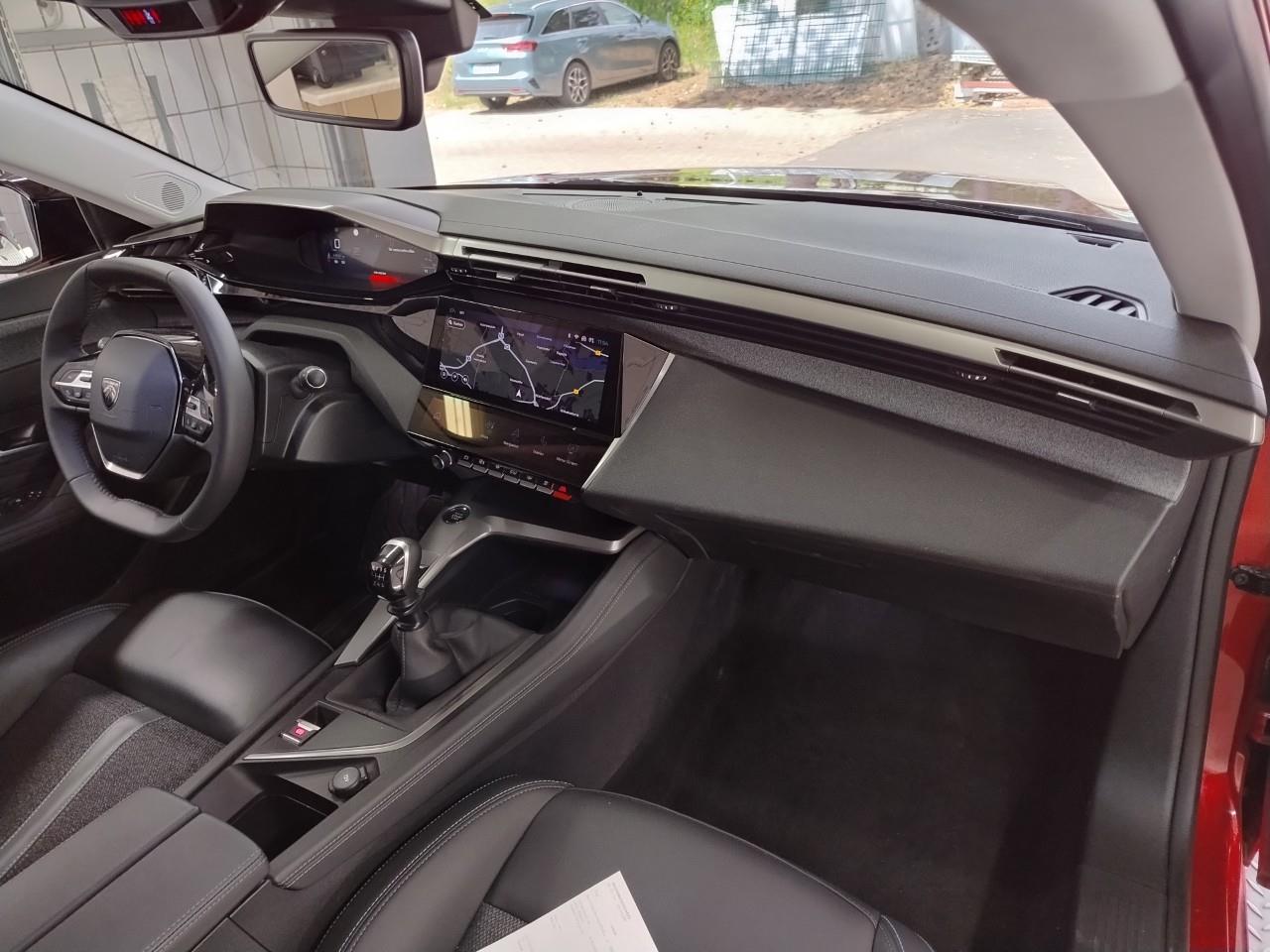 Peugeot 308 III 