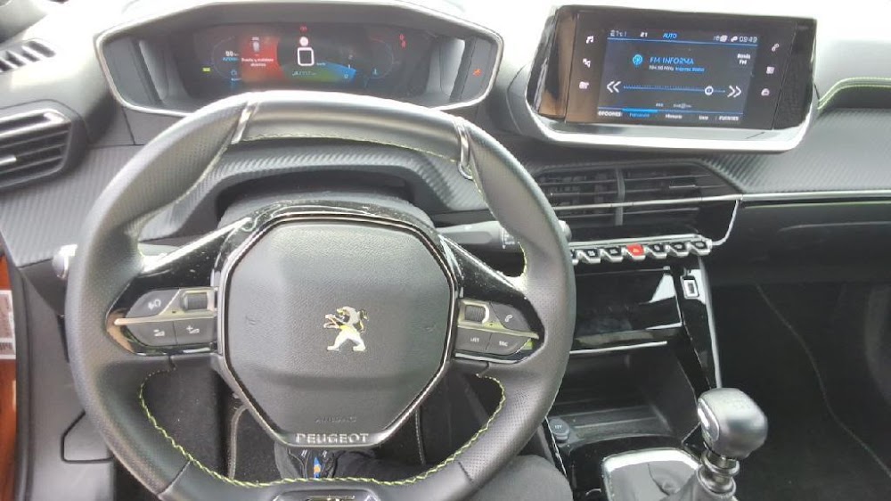 Foto Peugeot 2008 7