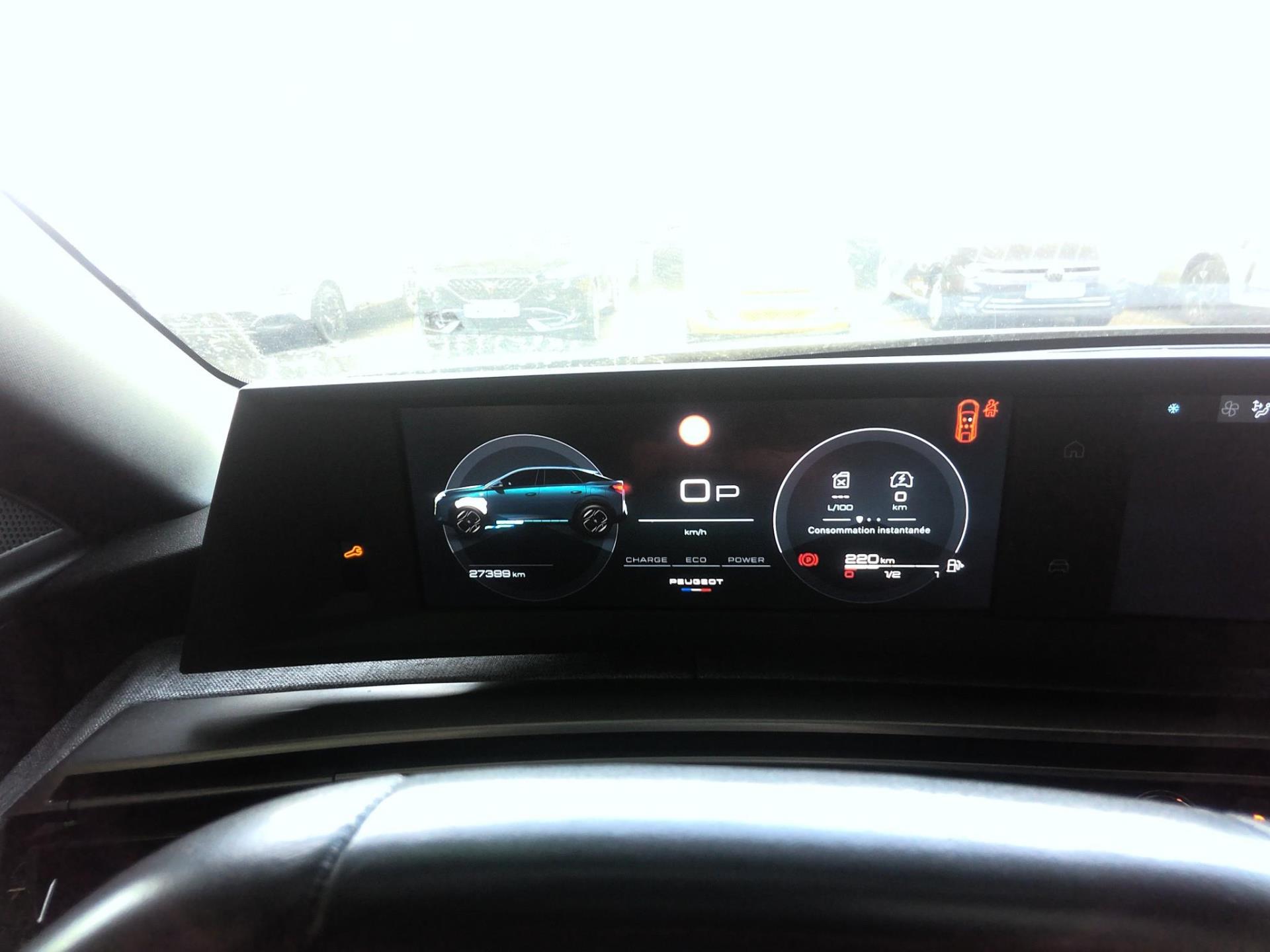 Peugeot 3008 Hybrid 145 e-DCS6 Allure 2025