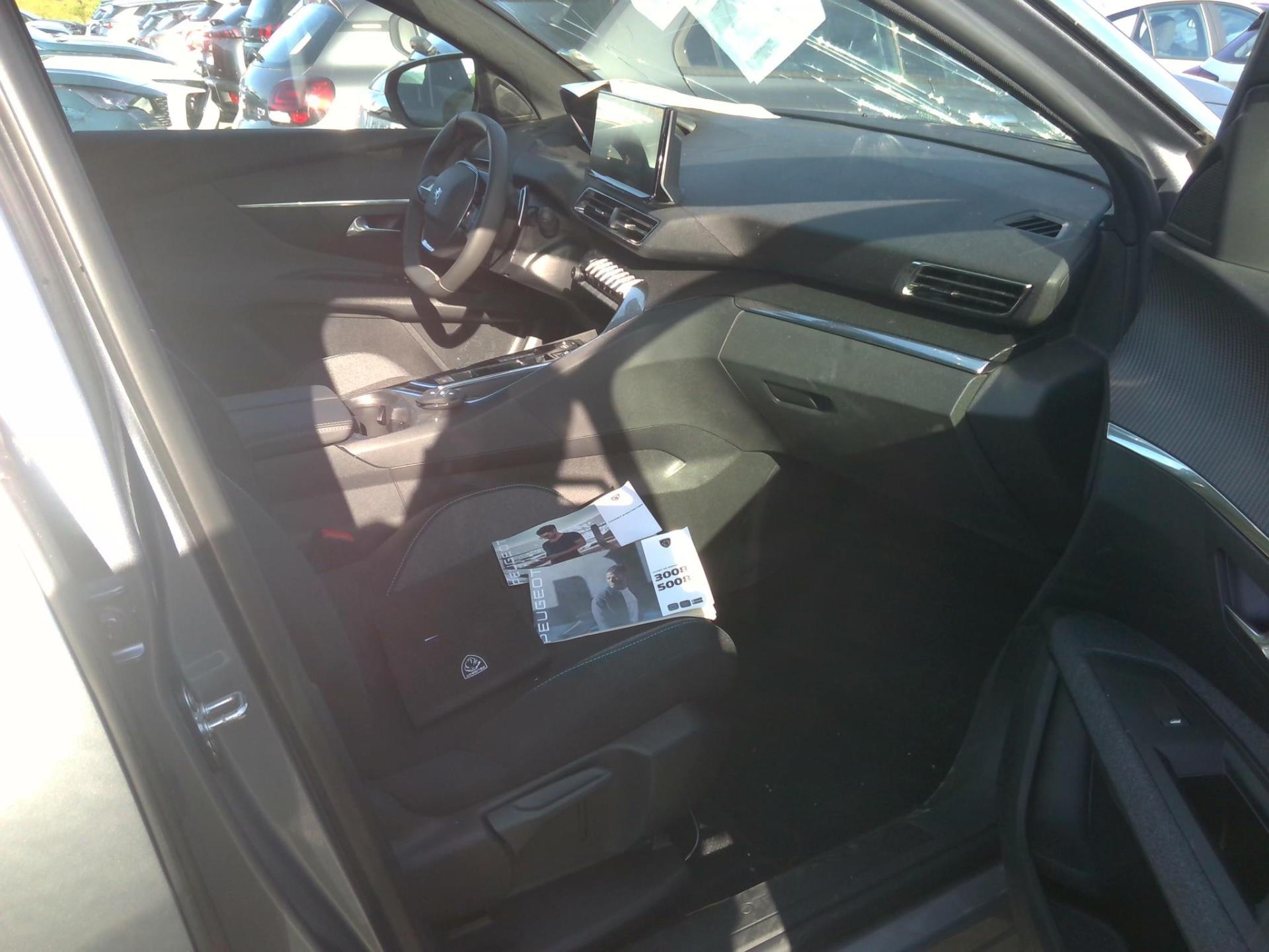 Peugeot 5008 PureTech 130ch S&S EAT8 Active Pack 2023