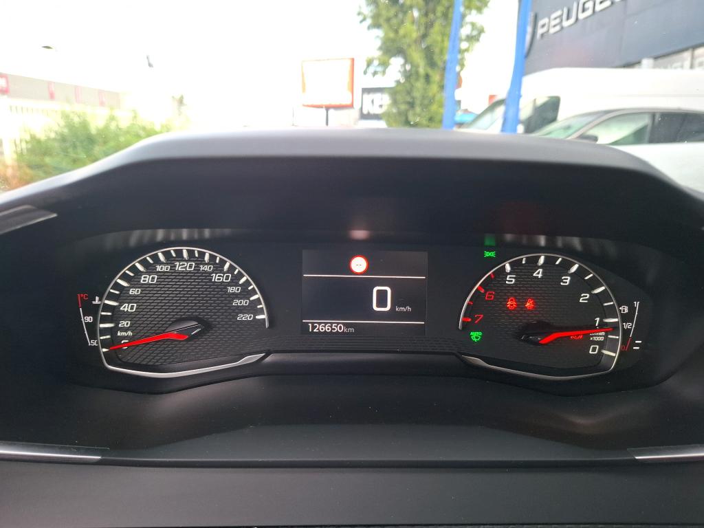 Peugeot 2008 BlueHDi 110 S&S BVM6 Active Pack 2022