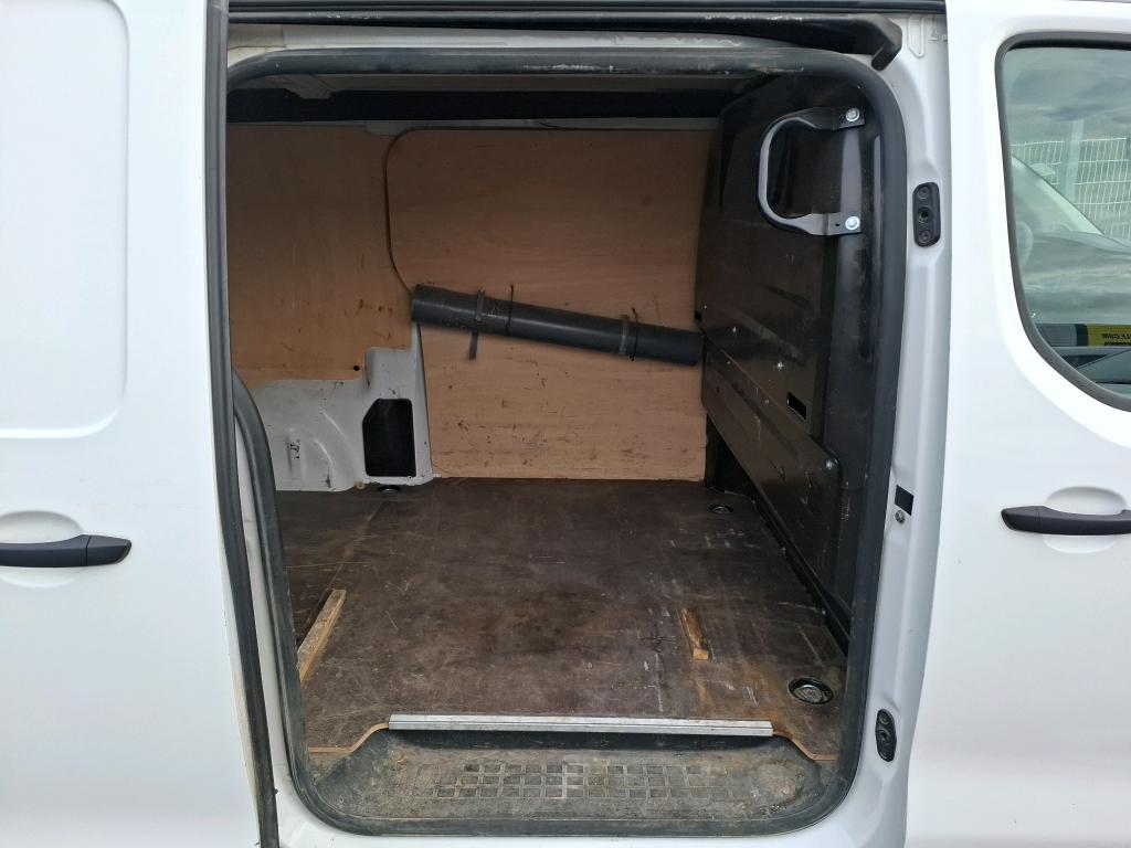 Peugeot EXPERT FGN TOLE STANDARD 2.0  BLUEHDI 120 S&S BVM6 PREMIUM 2018