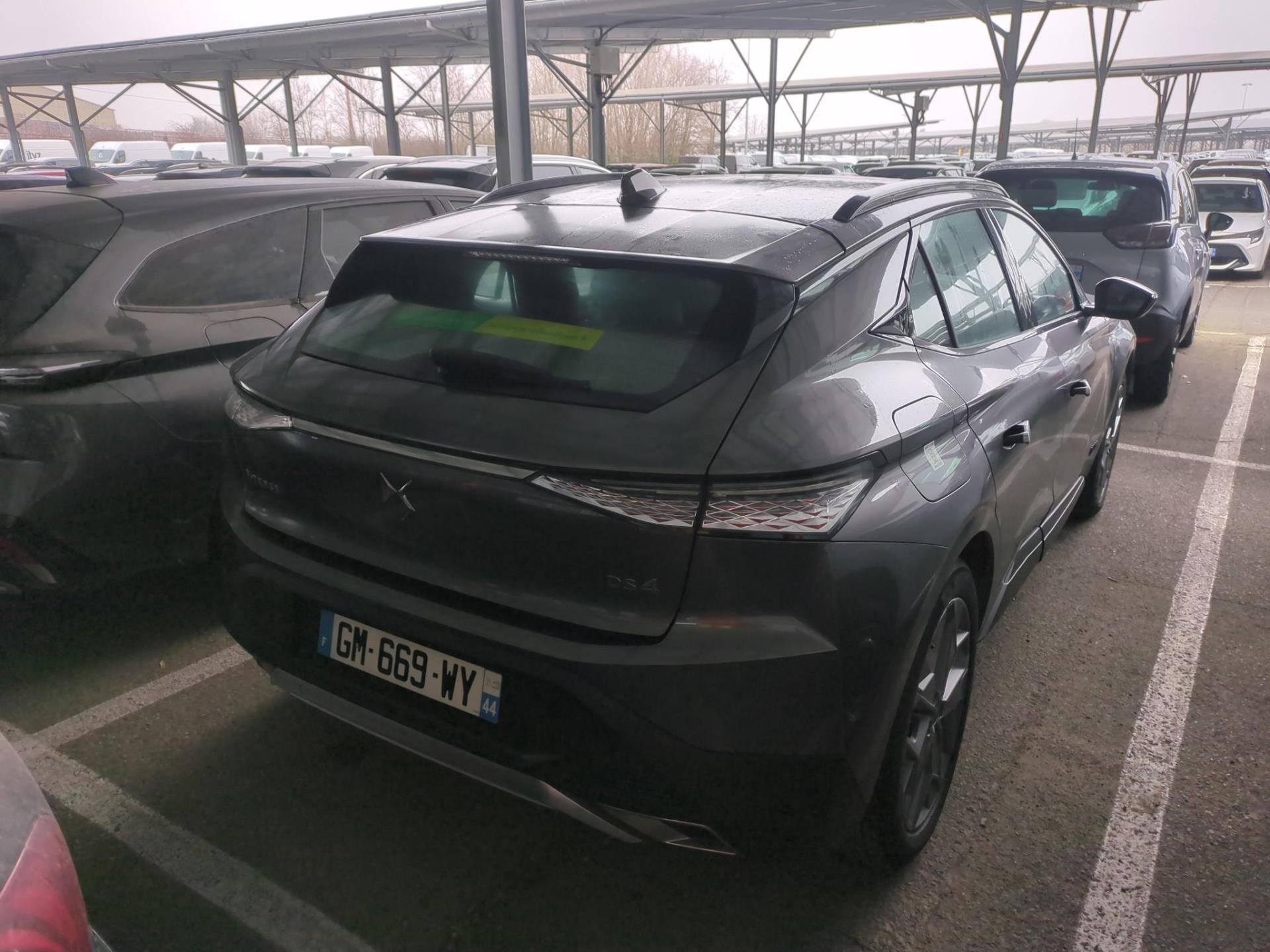 DS DS 4 Hybride E-Tense 225 EAT8 Cross Trocadero 2023
