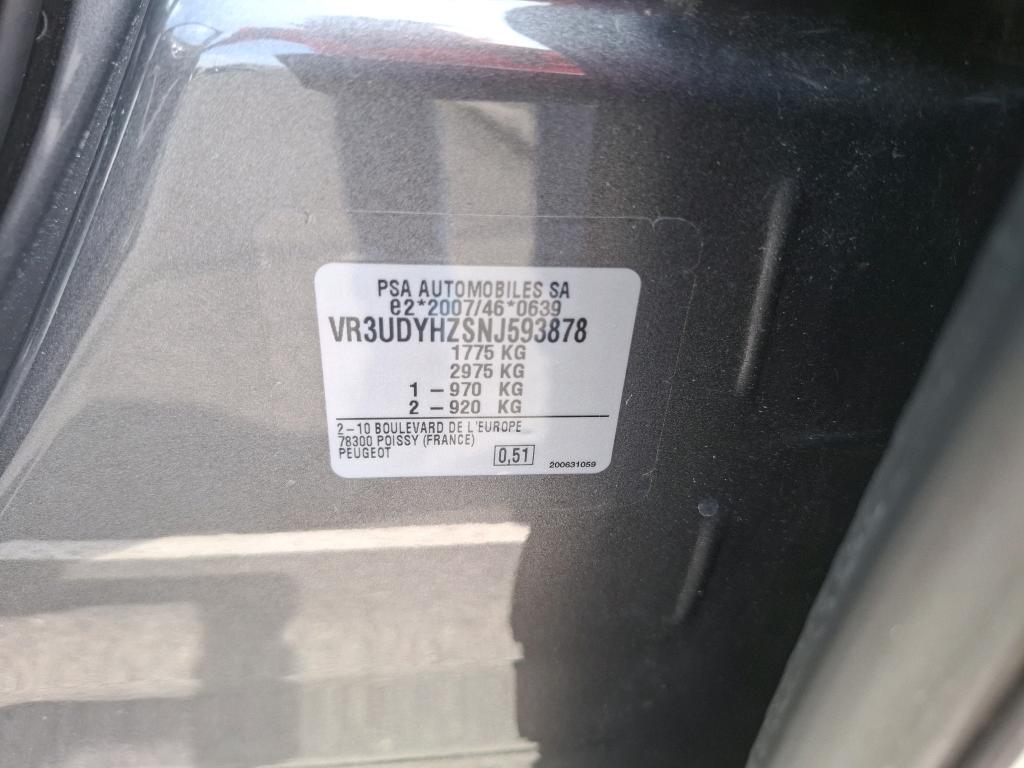 Peugeot 2008 BlueHDi 130 S&S EAT8 Allure Pack 2022