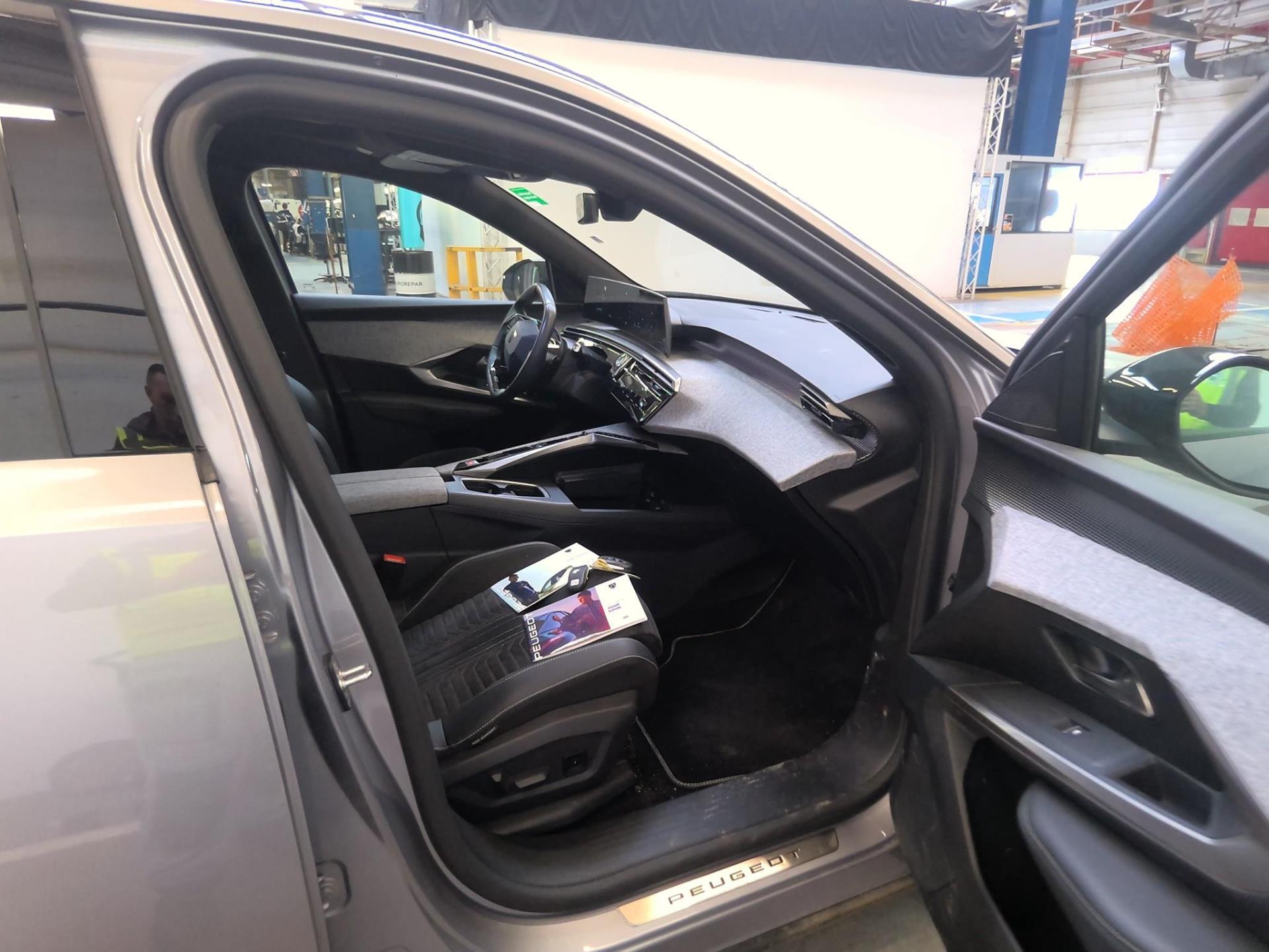 Peugeot 3008 Electrique 210 ch 73 kWh GT 2025
