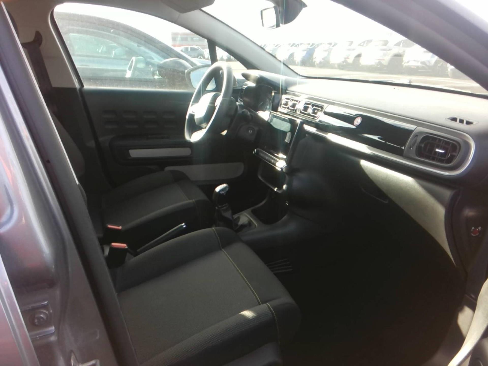 Citroen C3 PureTech 83 ch BVM5 Plus 2024