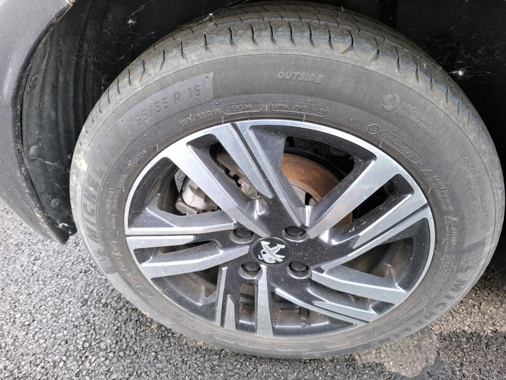 Peugeot 208 PureTech 100 S&S BVM6 Allure Pack 2023