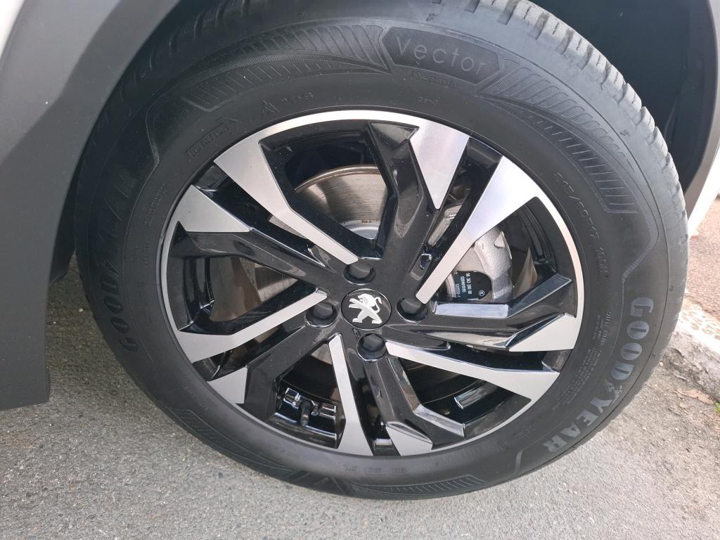 Peugeot 2008 Electrique 136 ch Roadtrip 2023