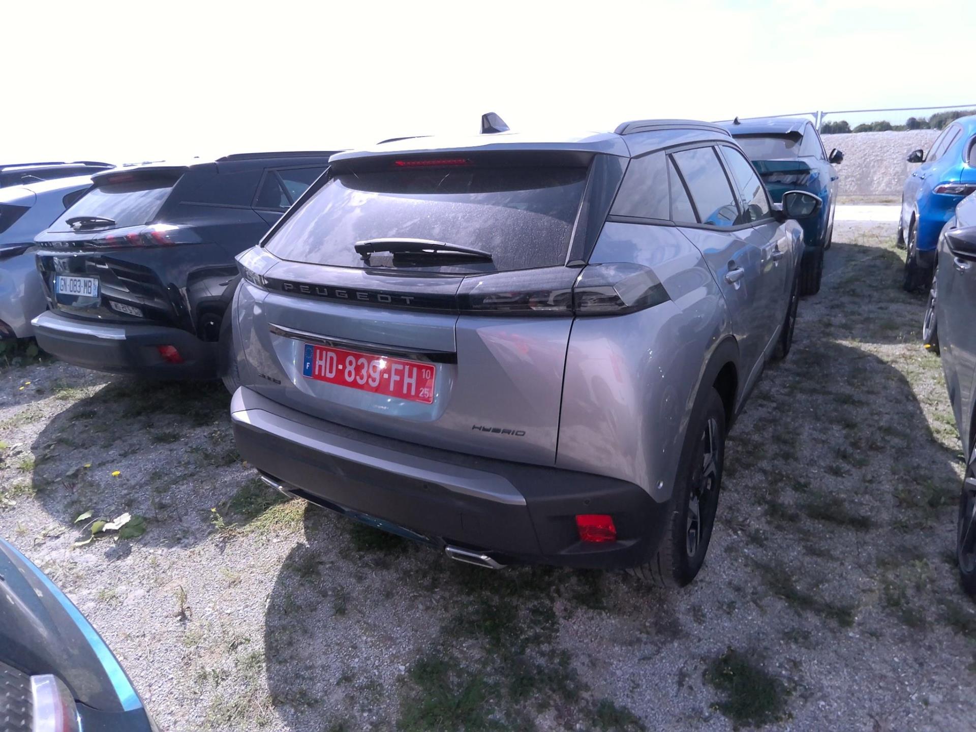Peugeot 2008 Hybrid 145 e-DCS6 Allure 2025