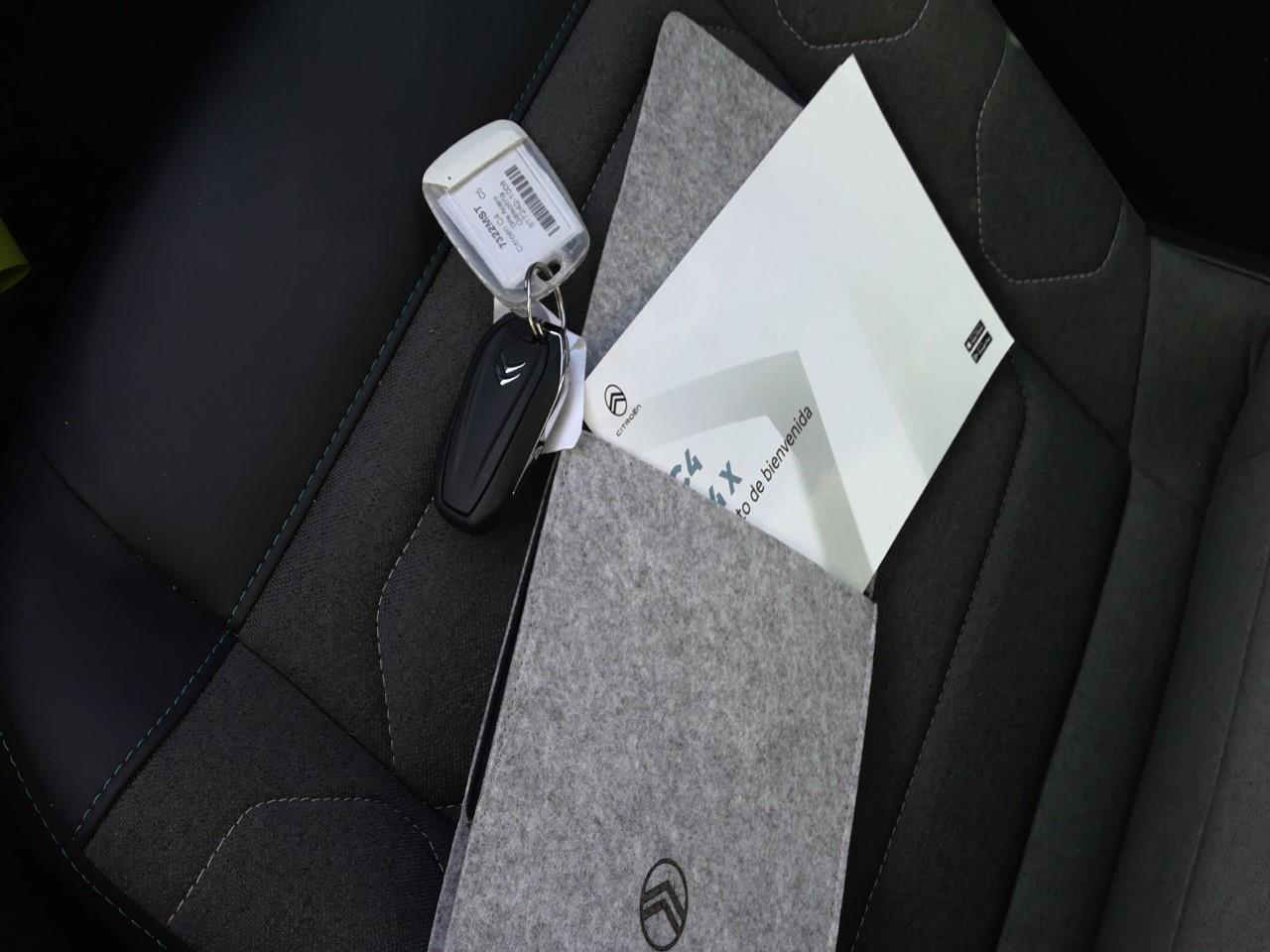 Foto Citroën C4 X 10