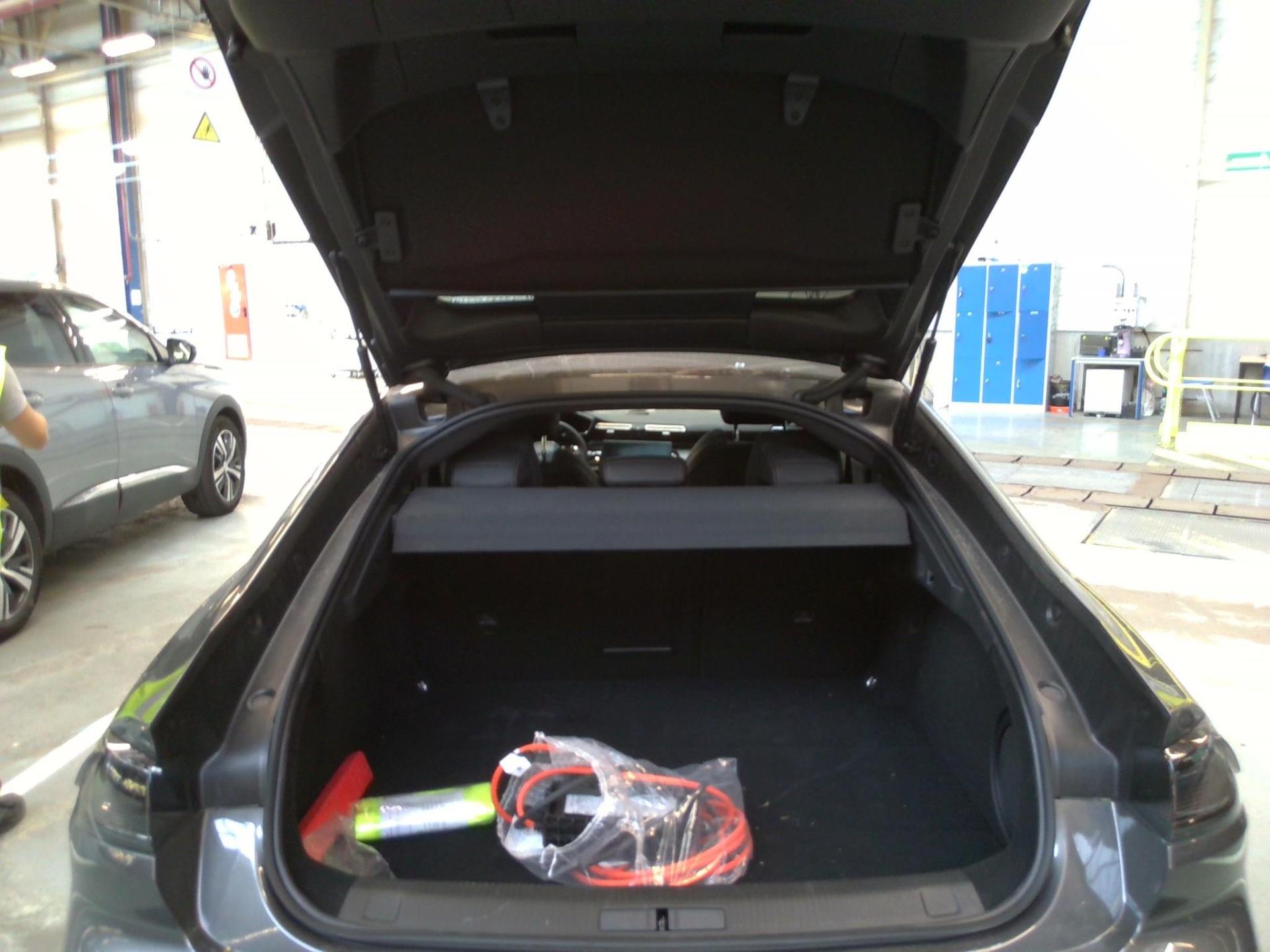 Peugeot 508 Hybrid 225 e-EAT8 GT 2023