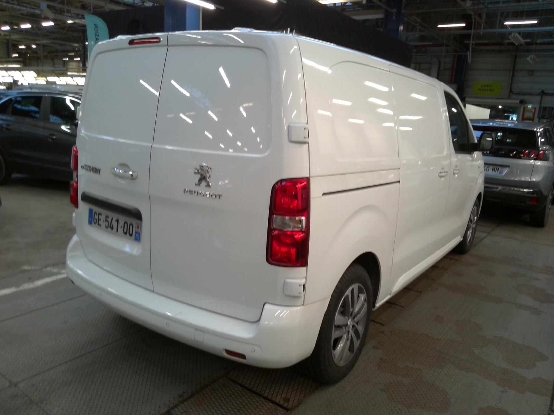 Peugeot EXPERT FGN TOLE STANDARD ELECTRIQUE 75KWH 136 ASPHALT 2022