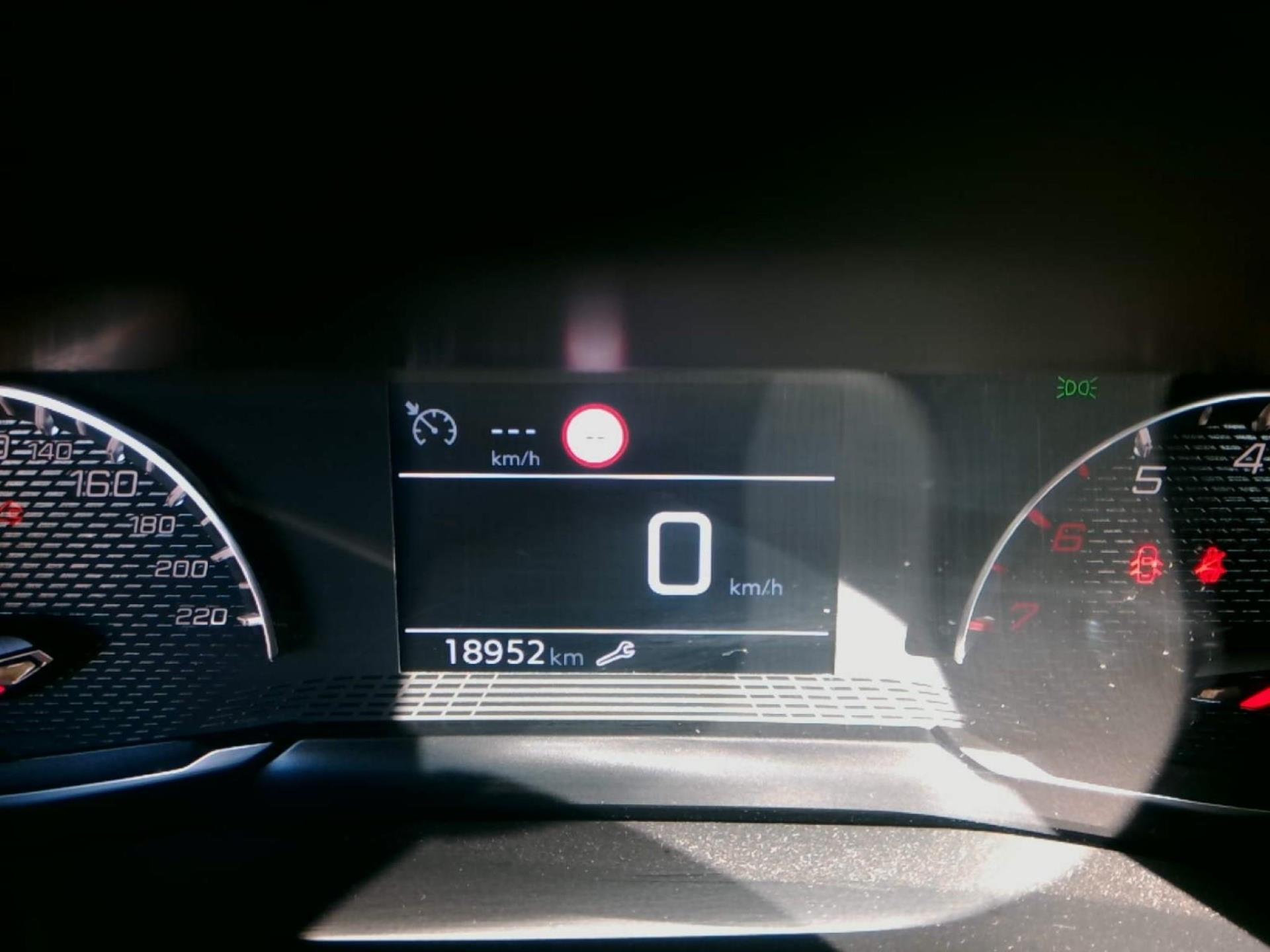 Peugeot 208 100 S&S BVM6 Style 2025
