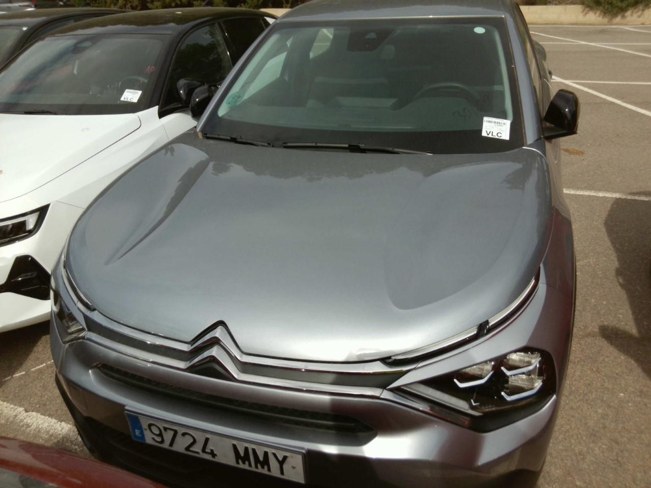 Foto Citroën C4 X 8
