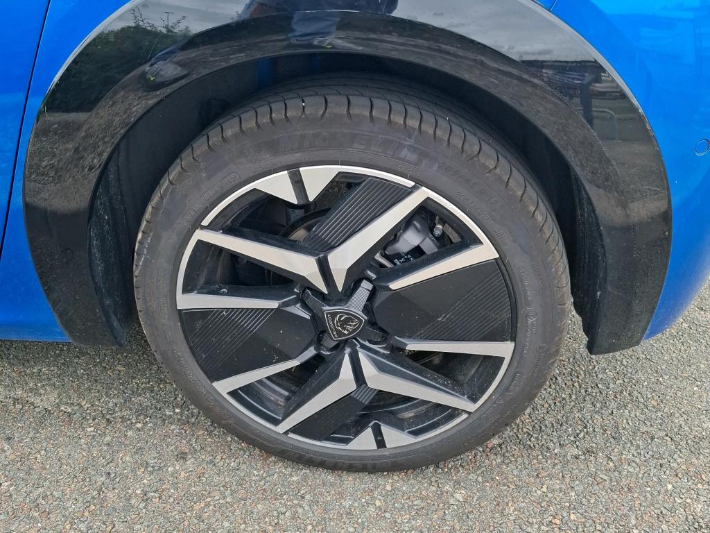 Peugeot 208 Hybrid 110 e-DCS6 GT 2025