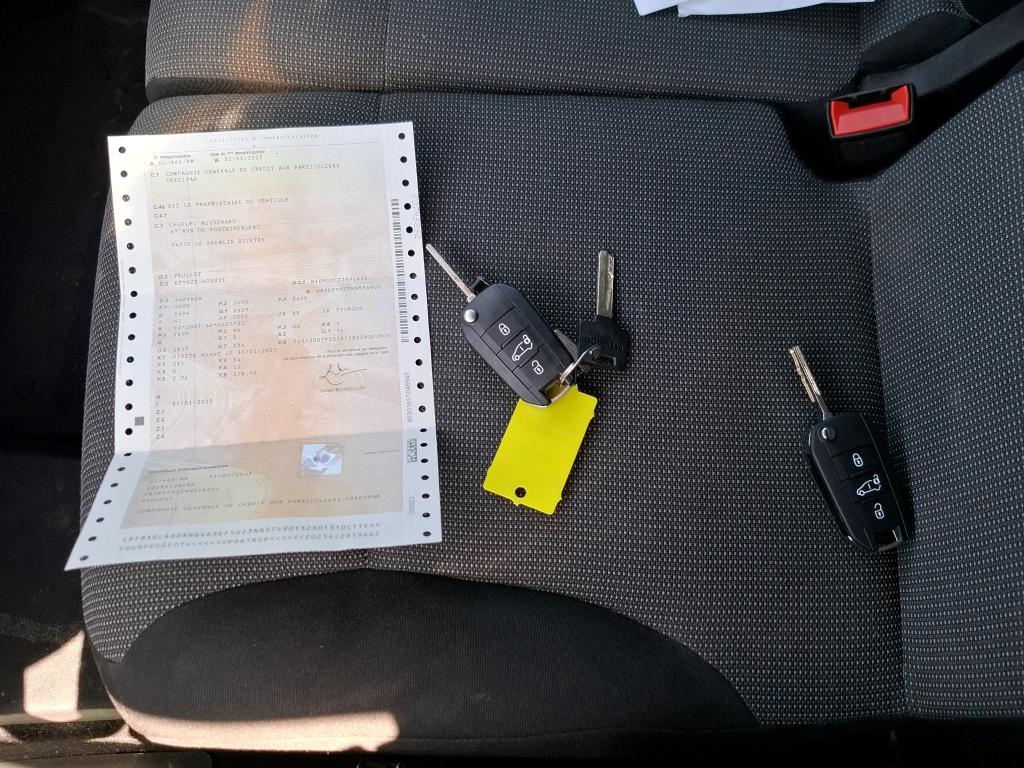 Peugeot PARTNER FOURGON M 650 KG BLUEHDI 130 S&S EAT8  2023