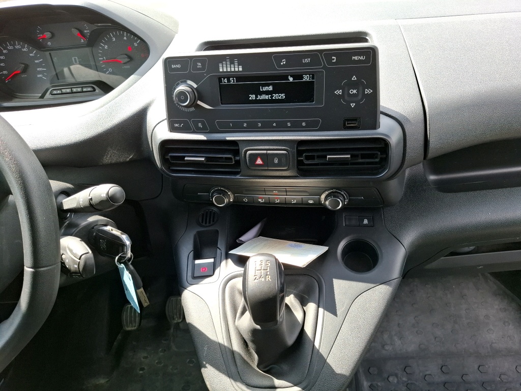 Peugeot PARTNER FOURGON STANDARD 650 KG BLUEHDI 100 S&S BVM5 PREMIUM 2020