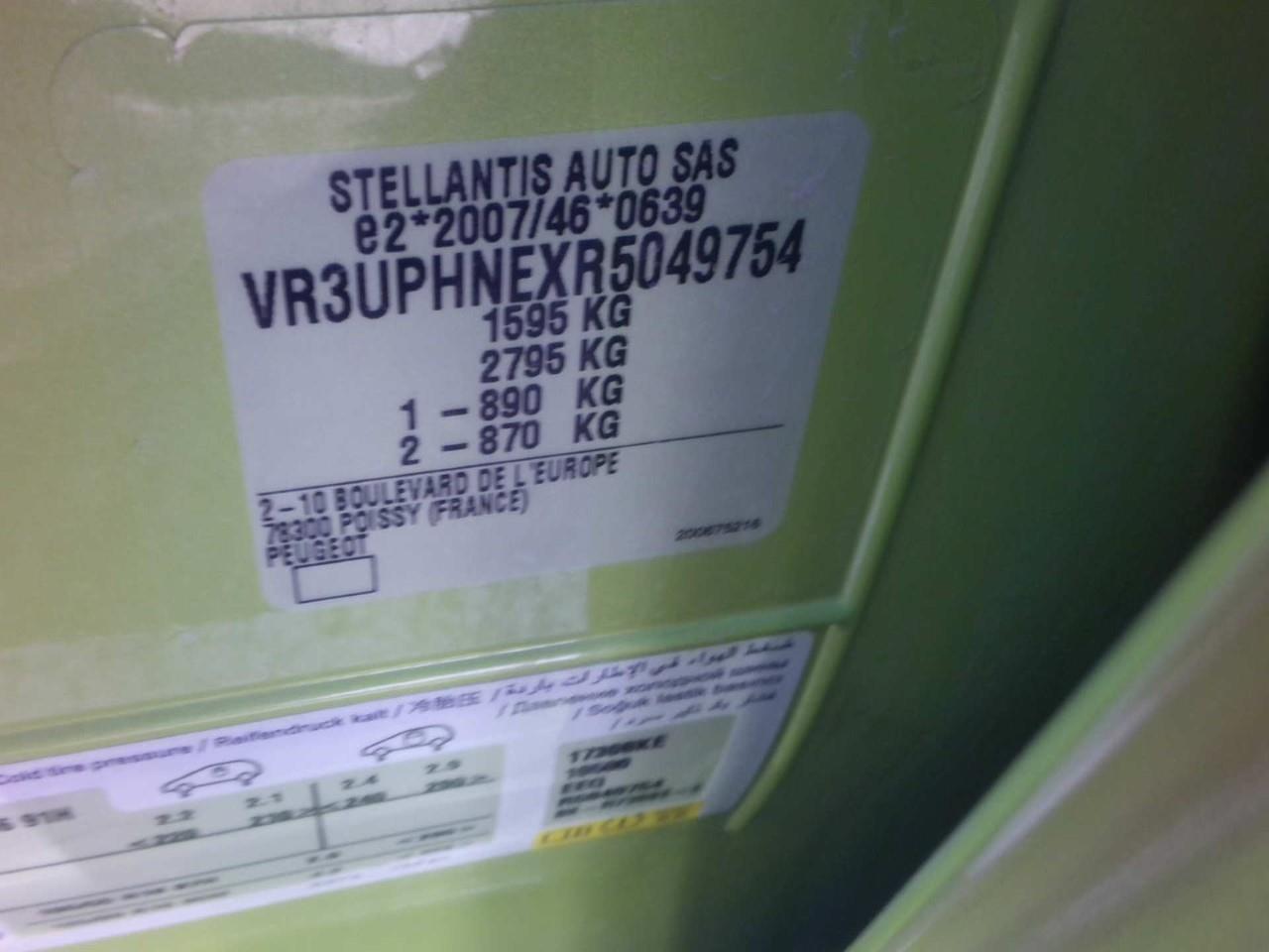 Foto Peugeot 208 4