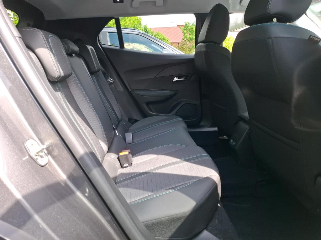 Peugeot 2008 PureTech 130 S&S EAT8 Allure Pack 2022