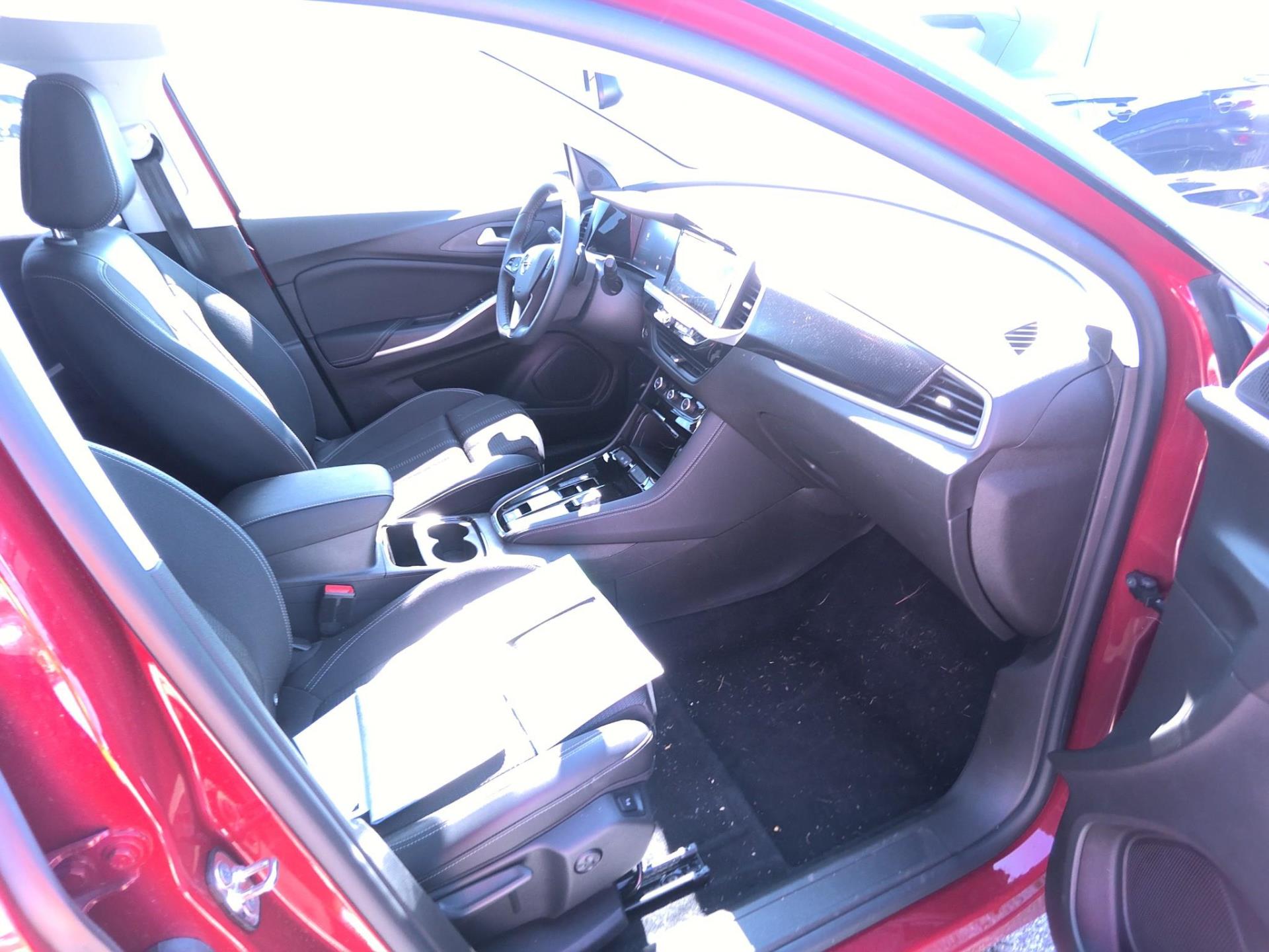 Opel Grandland 1.2 Turbo Hybrid 136 ch e-DCT6 GS 2024