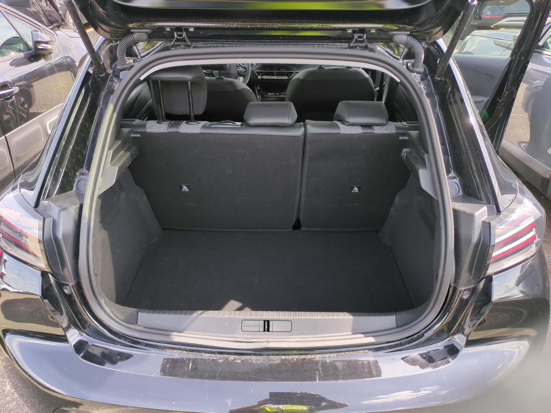 Peugeot 208 Hybrid 100 e-DCS6 Allure 2024