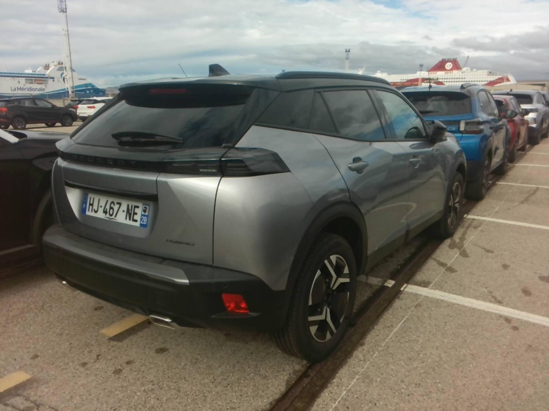 Peugeot 2008 Hybrid 145 ch e-DCS6 GT 2026