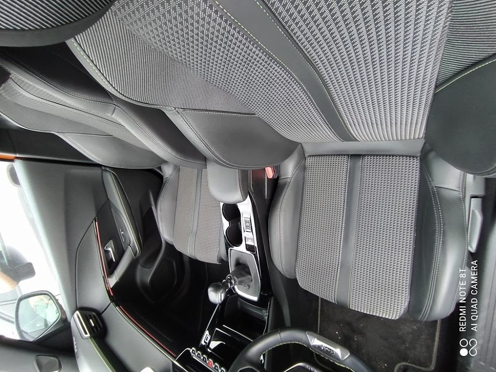 Foto Peugeot 2008 10