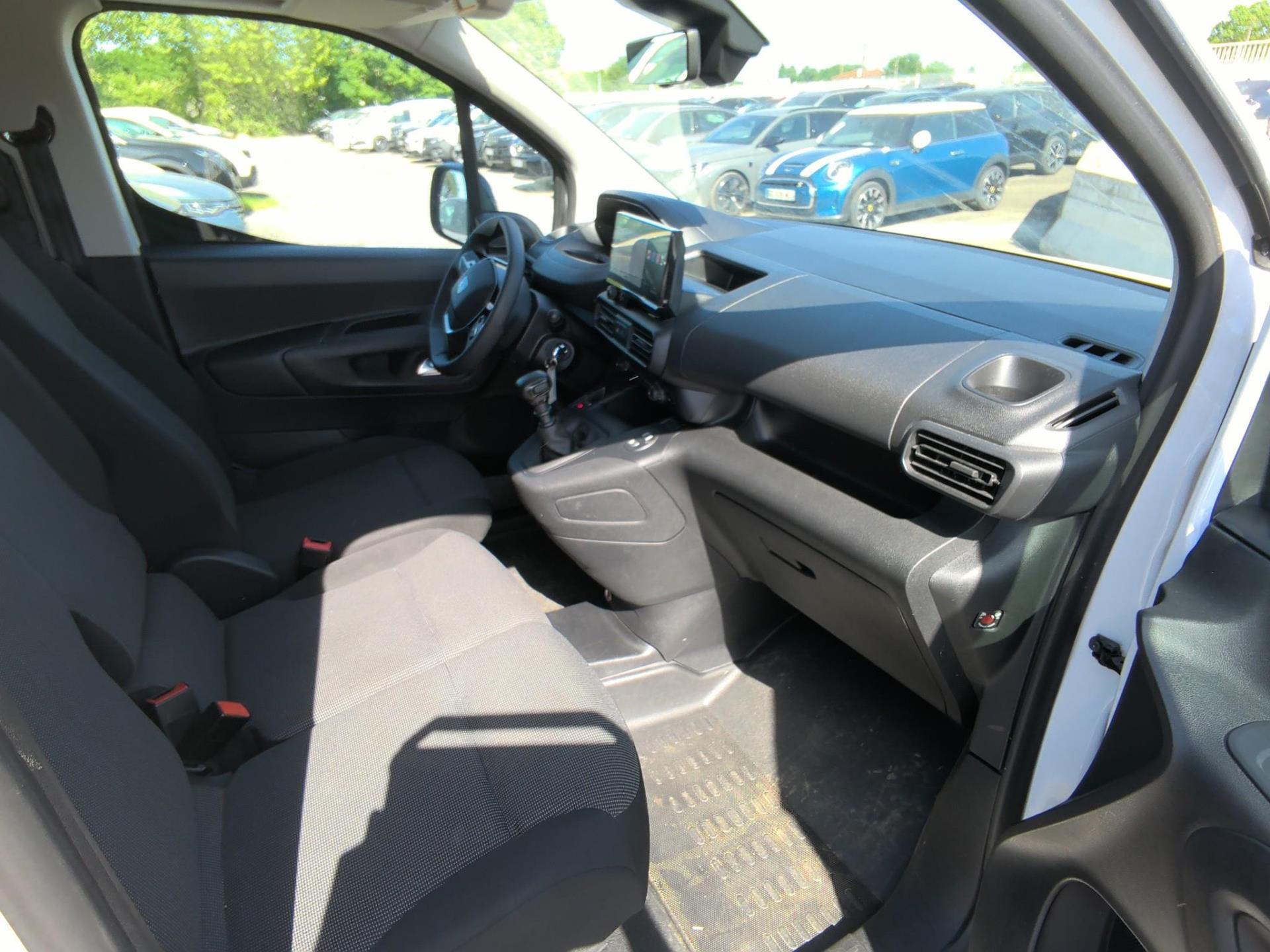 Peugeot PARTNER FOURGON XL 950 KG BLUEHDI 100 S&S BVM6  2024