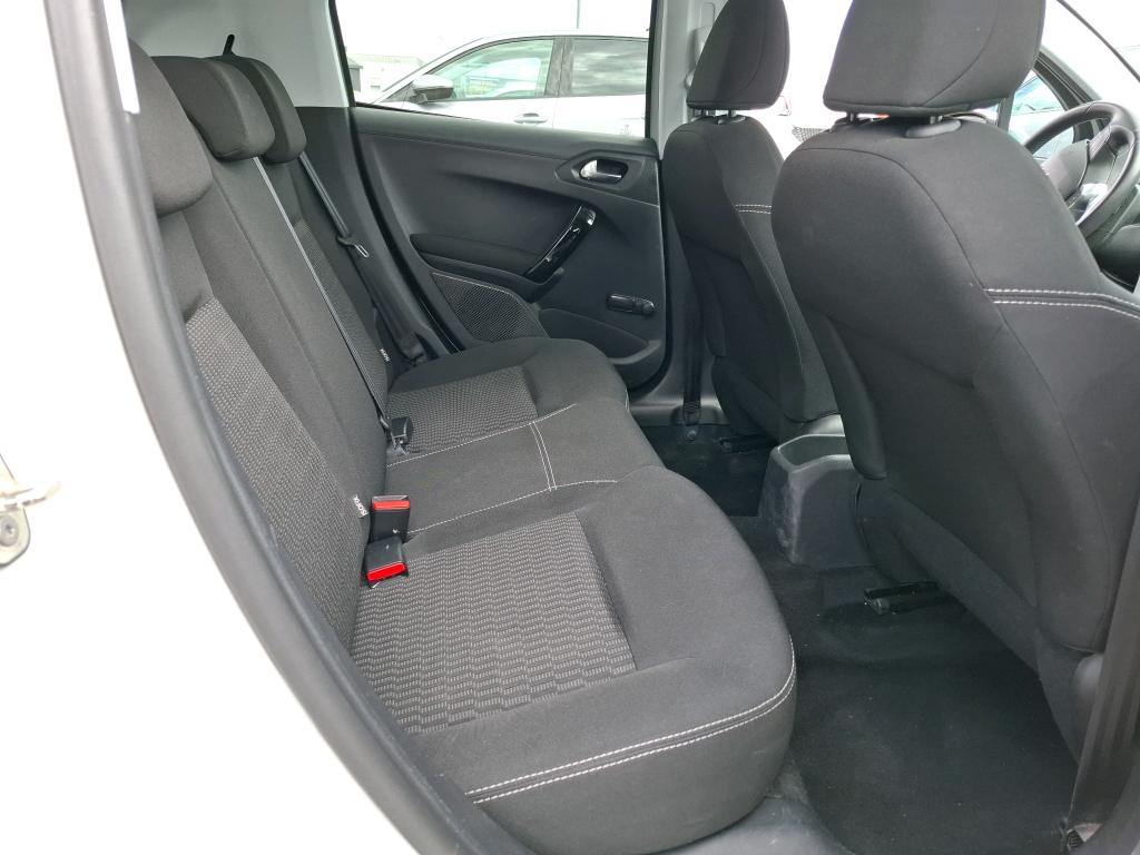 Peugeot 208 1.2 PureTech 82ch BVM5 Style 2017