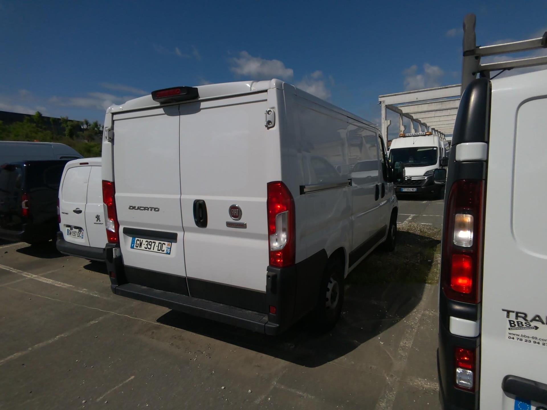 FIAT DUCATO FOURGON TOLE 3.0 C H1 H3-POWER 140 CH PACK PRO LOUNGE CONNECT 2024