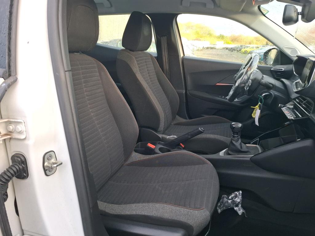 Peugeot 2008 BlueHDi 110 S&S BVM6 Active Business 2021