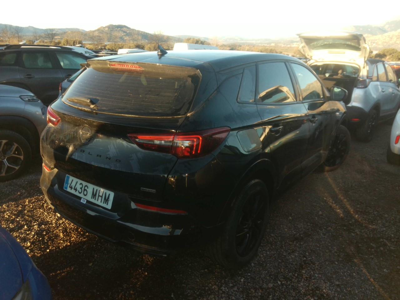 Foto Opel Grandland PHEV 4