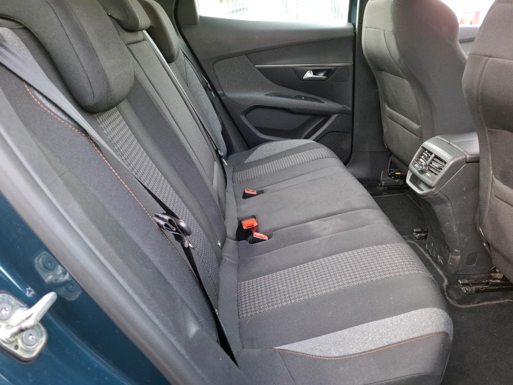 Peugeot 3008 BlueHDi 130ch S&S EAT8 Active Business 2021