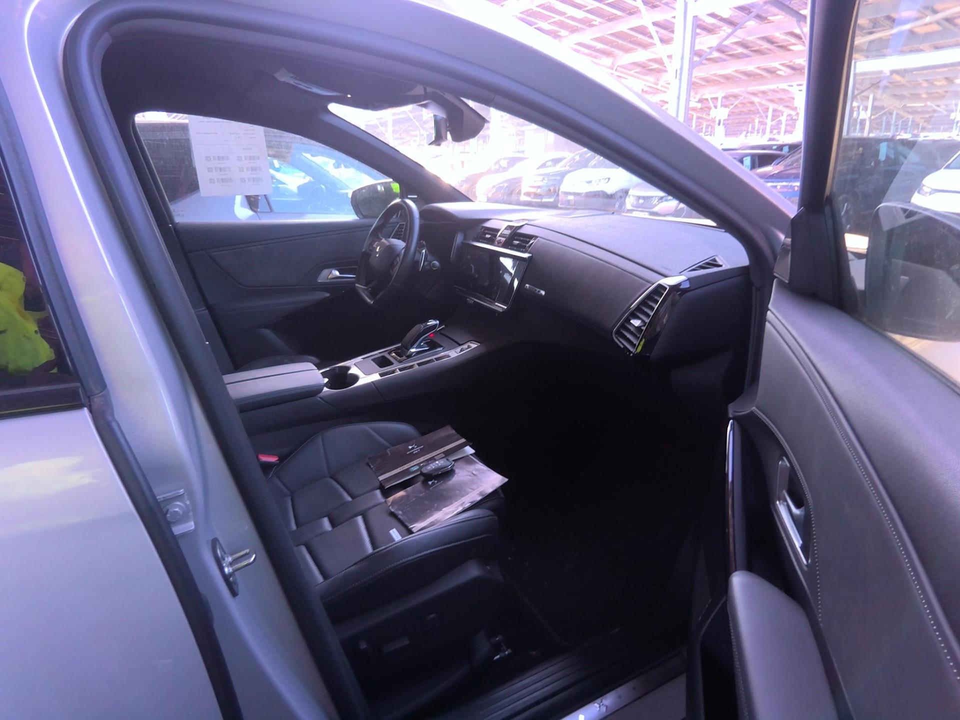 DS DS7 Crossback Hybride E-Tense 225 EAT8 Louvre 2022