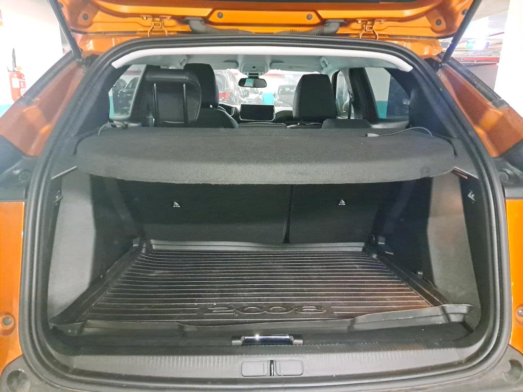 Peugeot 2008 PureTech 130 S&S EAT8 Allure Business 2021