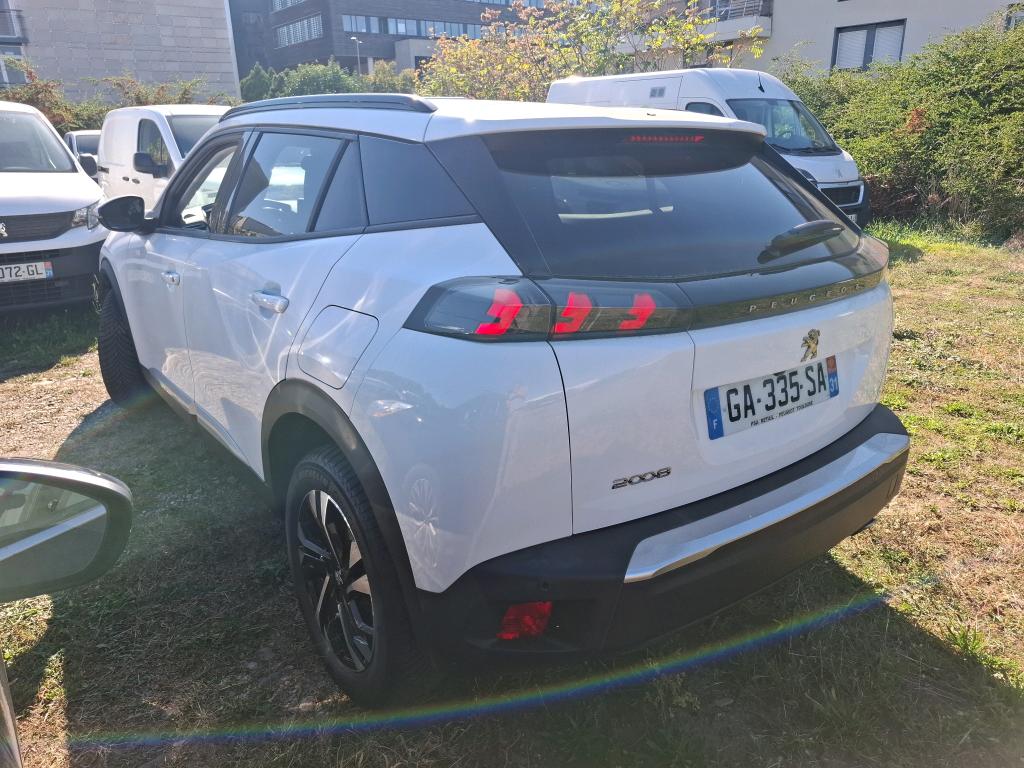 Peugeot 2008 BlueHDi 130 S&S EAT8 Allure Business 2021