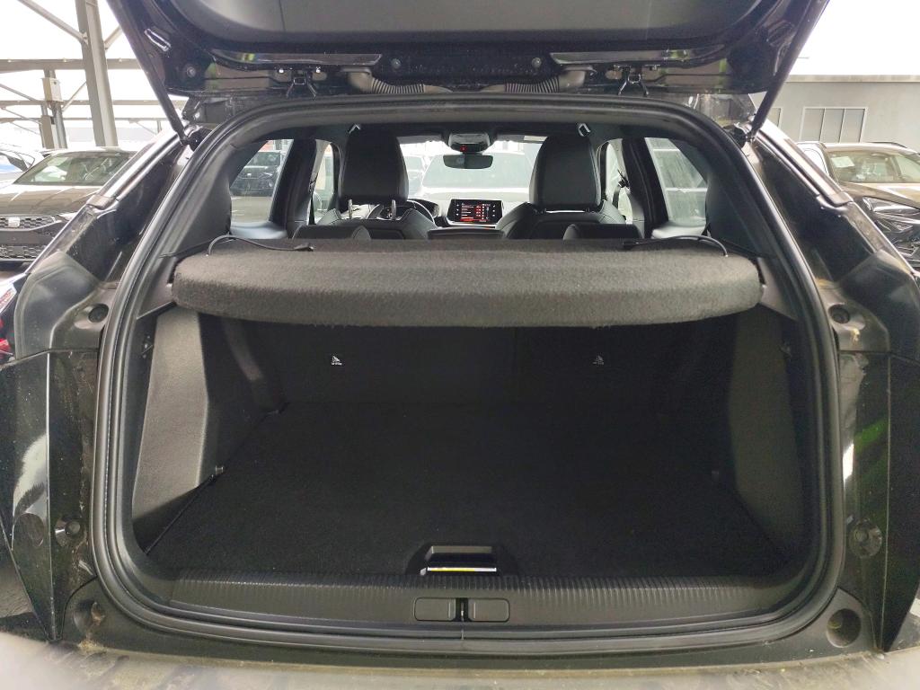Peugeot 2008 BlueHDi 130 S&S EAT8 GT 2023